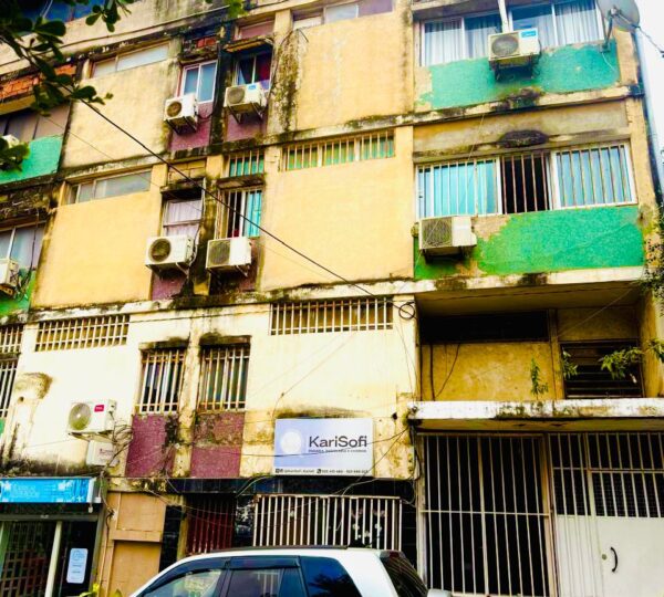 parte externa, frontal